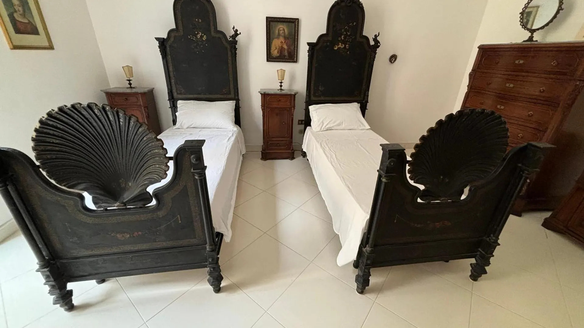 Palazzo Quey Apartment Lecce Italy